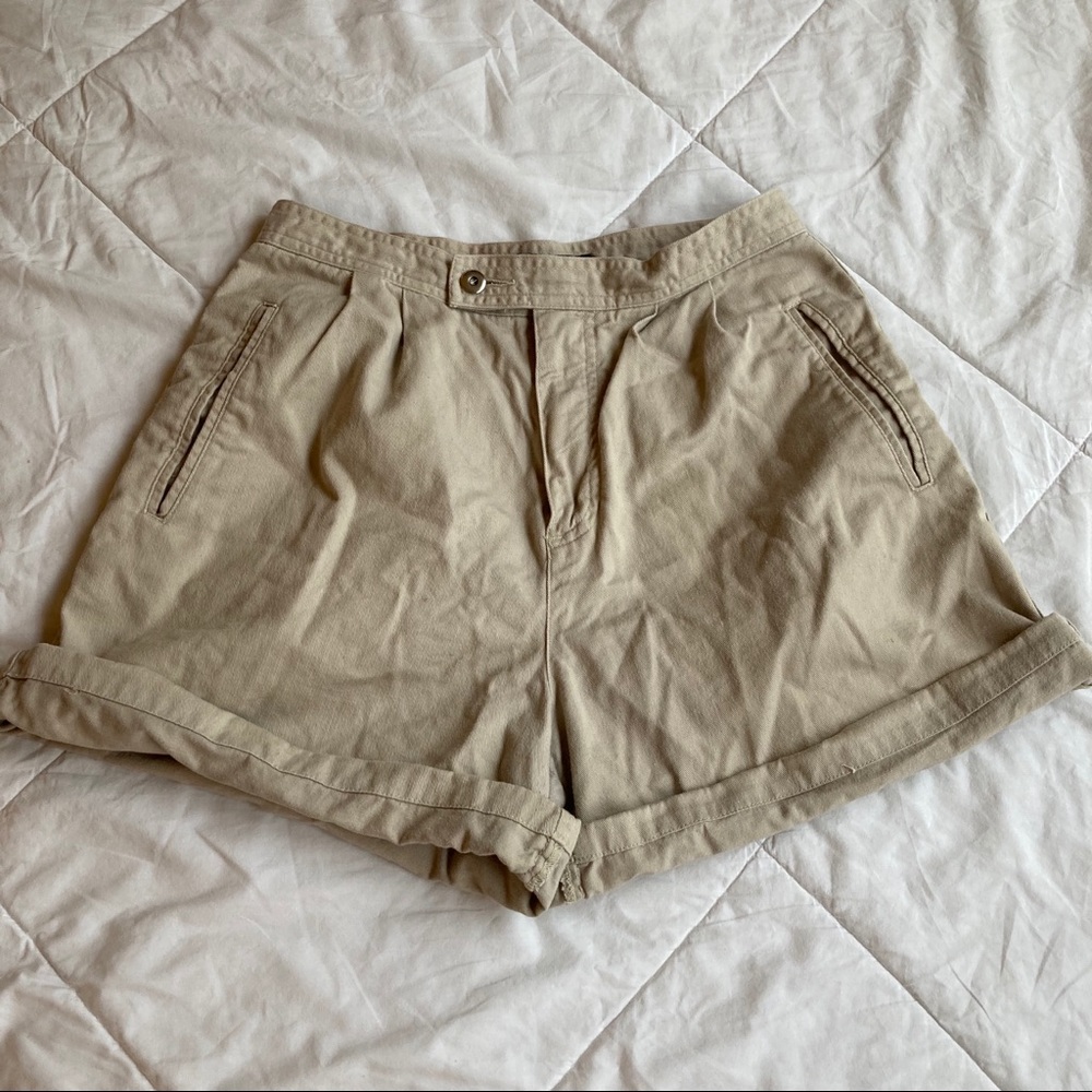 Vintage khaki shorts